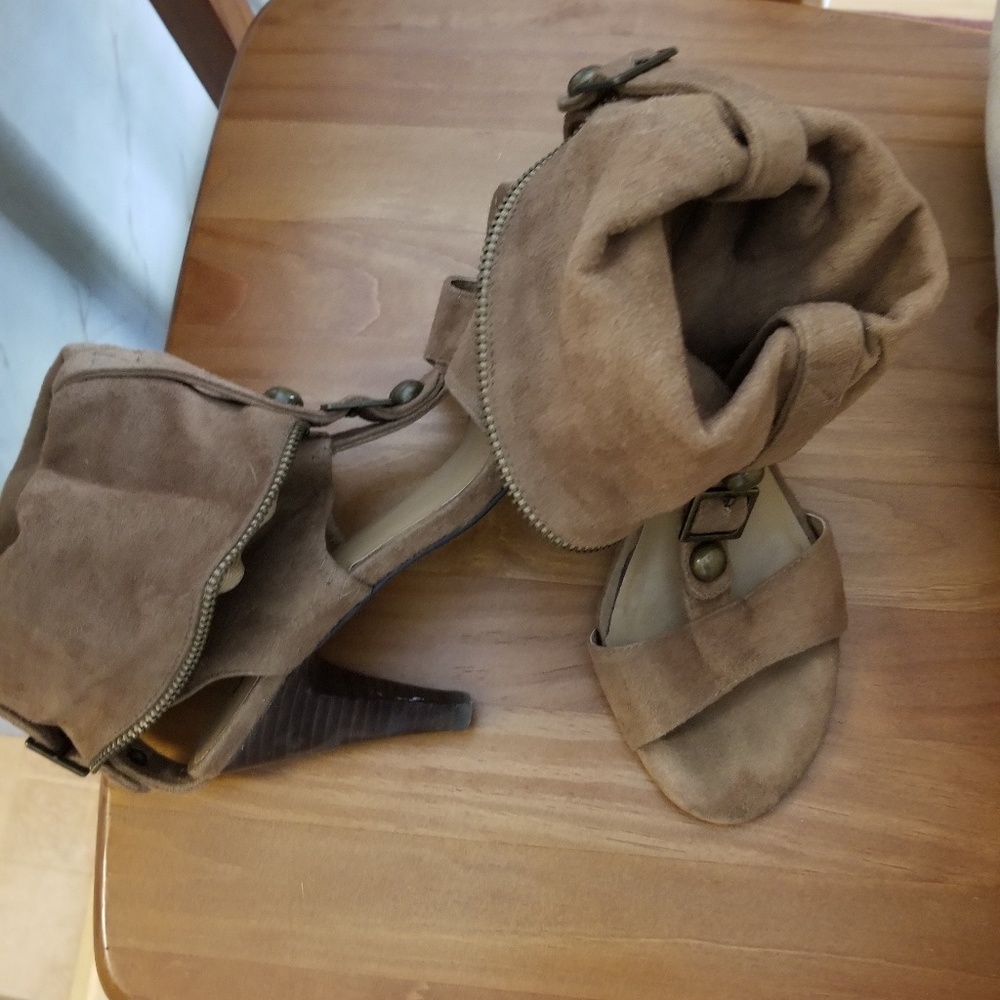 Shoes